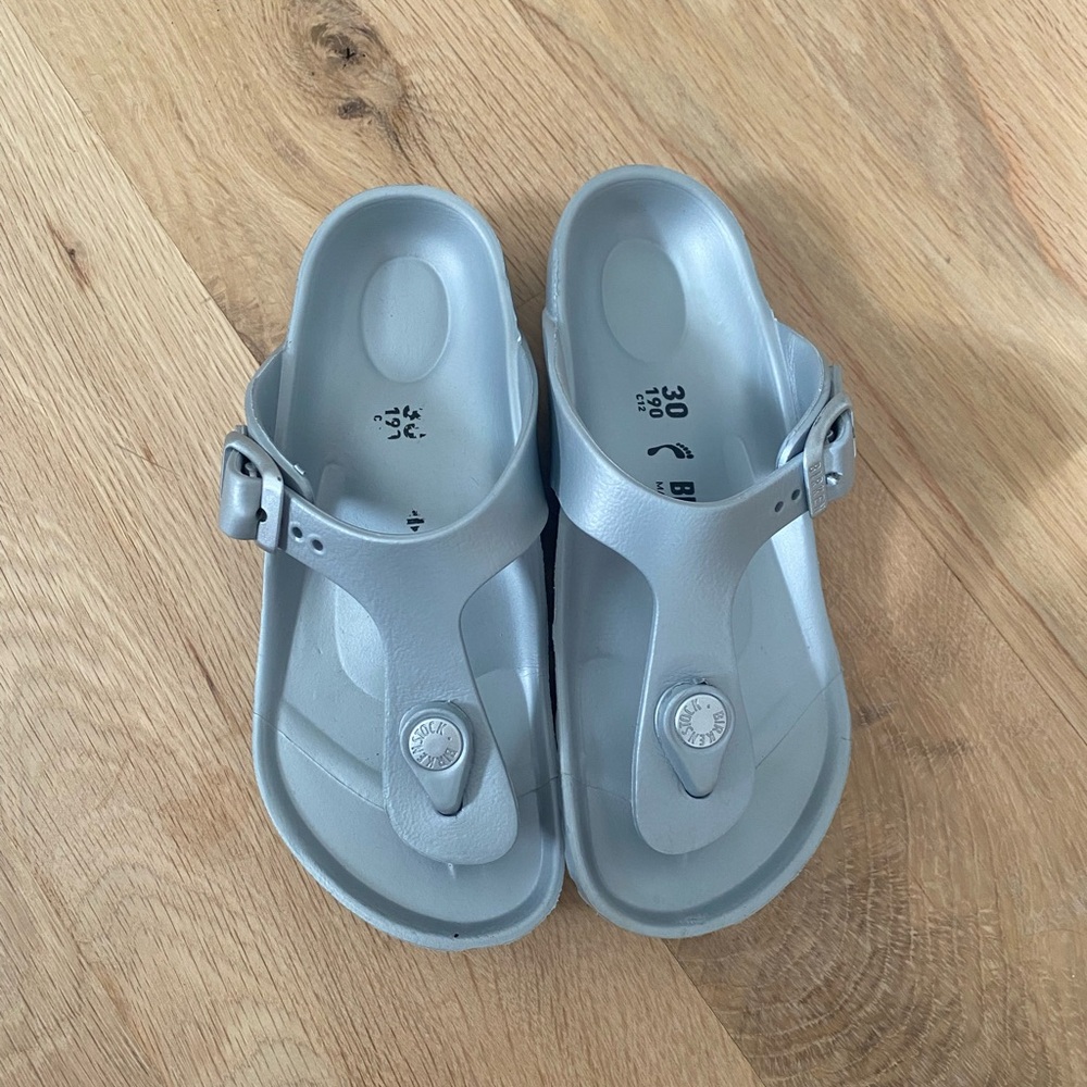 Brikenstock kids sandal size:12-12.5 Silver